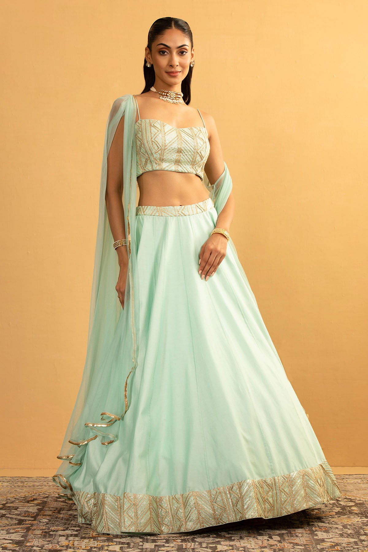 ICE BLUE CAPE SET