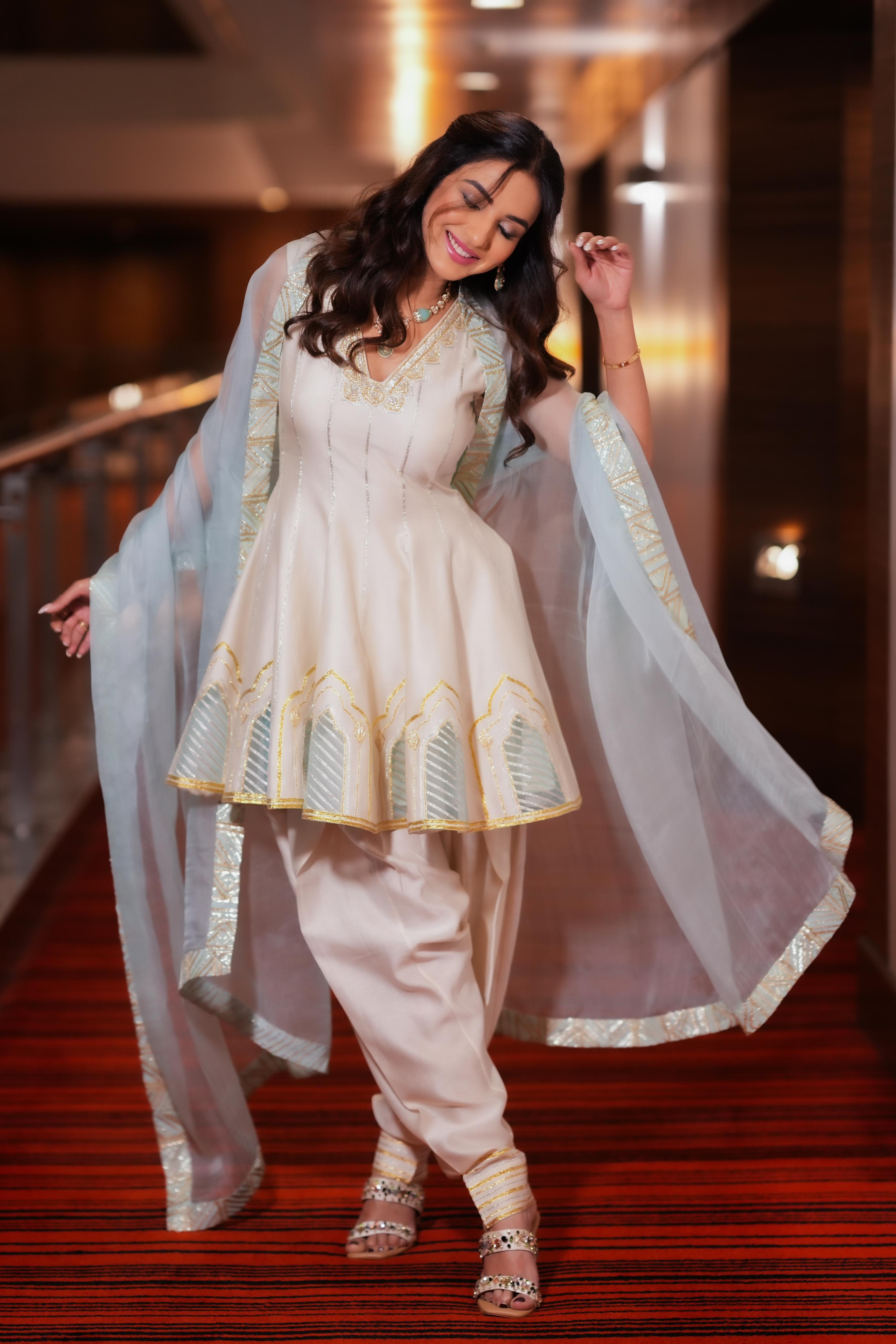 OFFWHITE KURTA SET