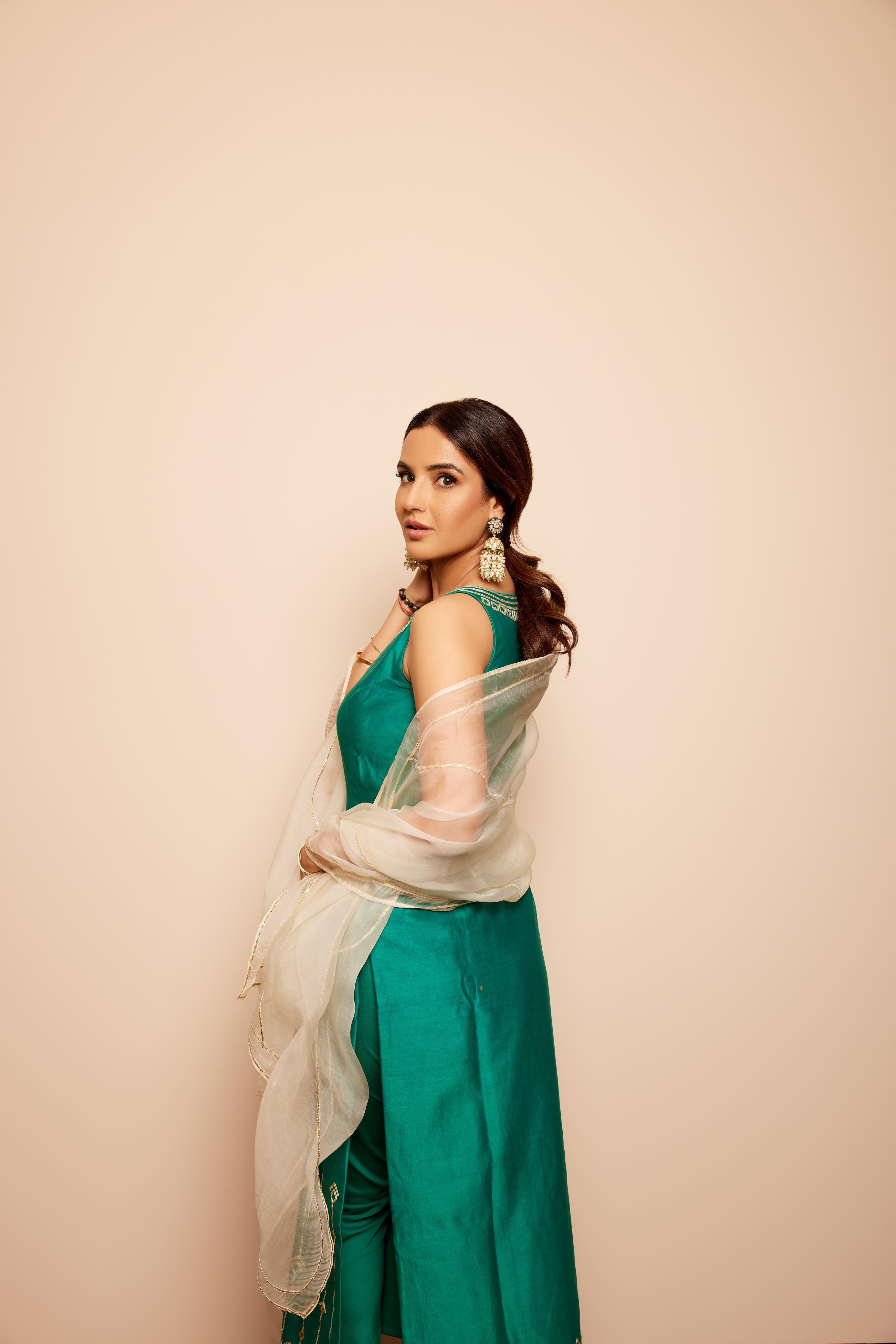 BOTTLE GREEN KURTA SET