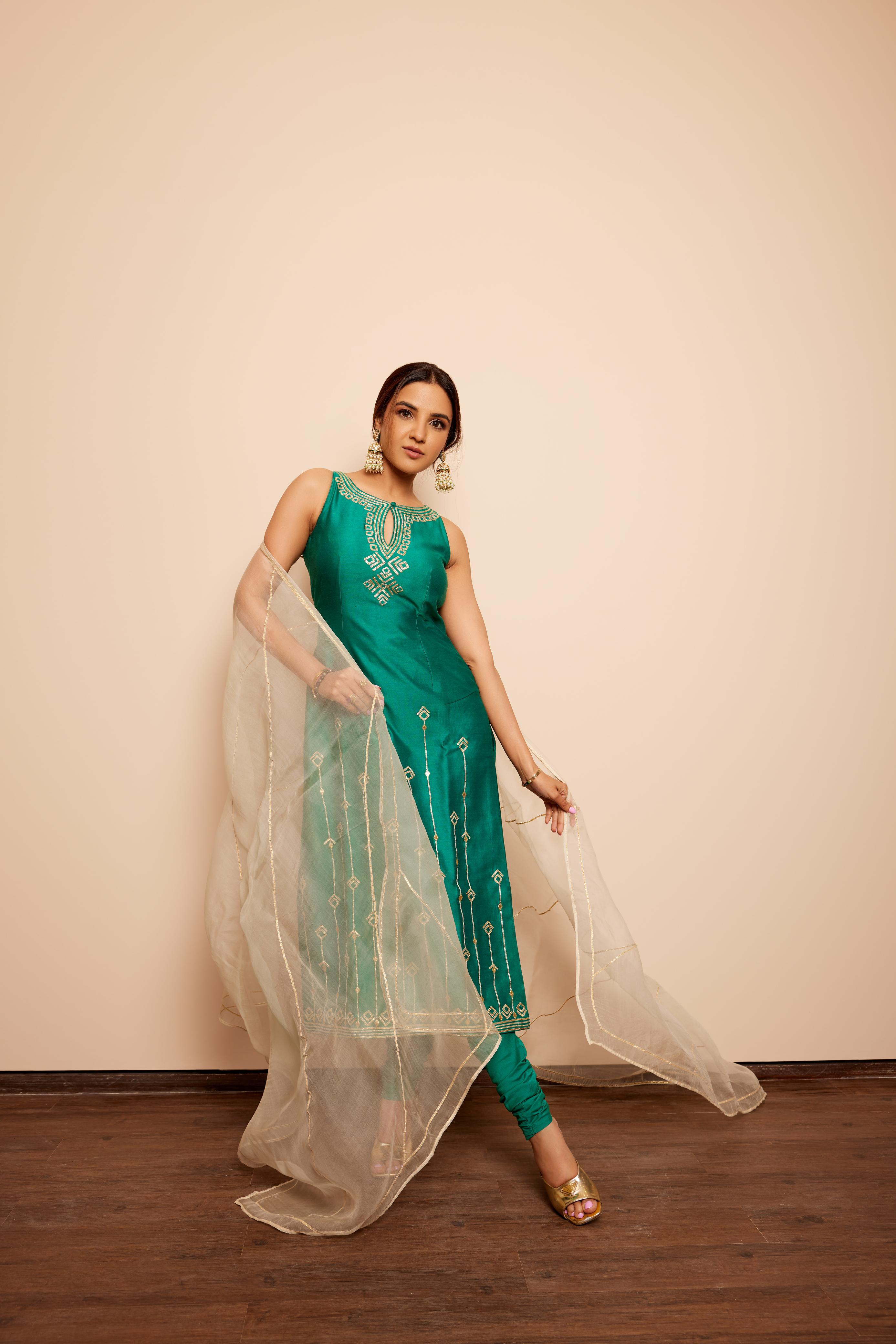 BOTTLE GREEN KURTA SET