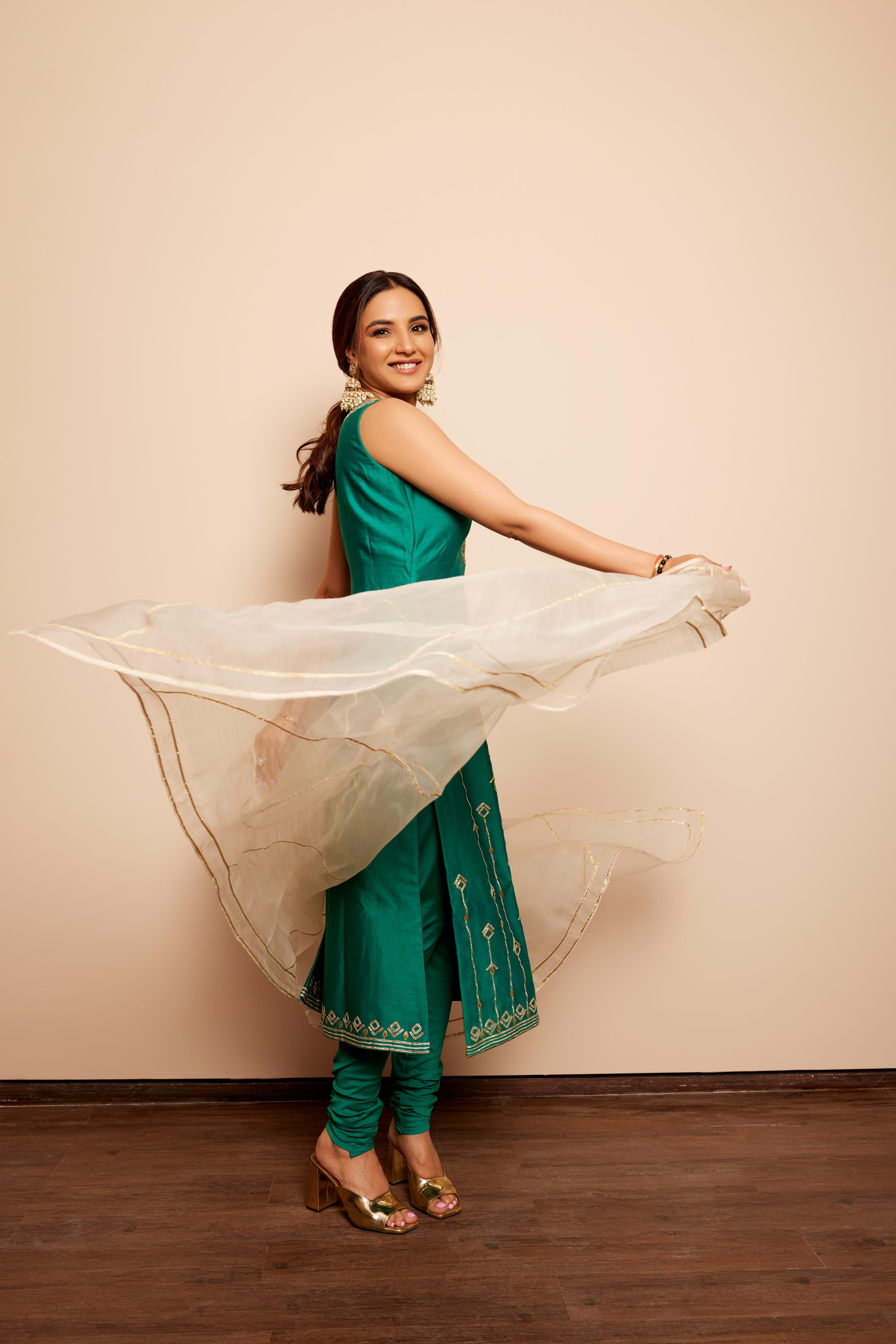 BOTTLE GREEN KURTA SET